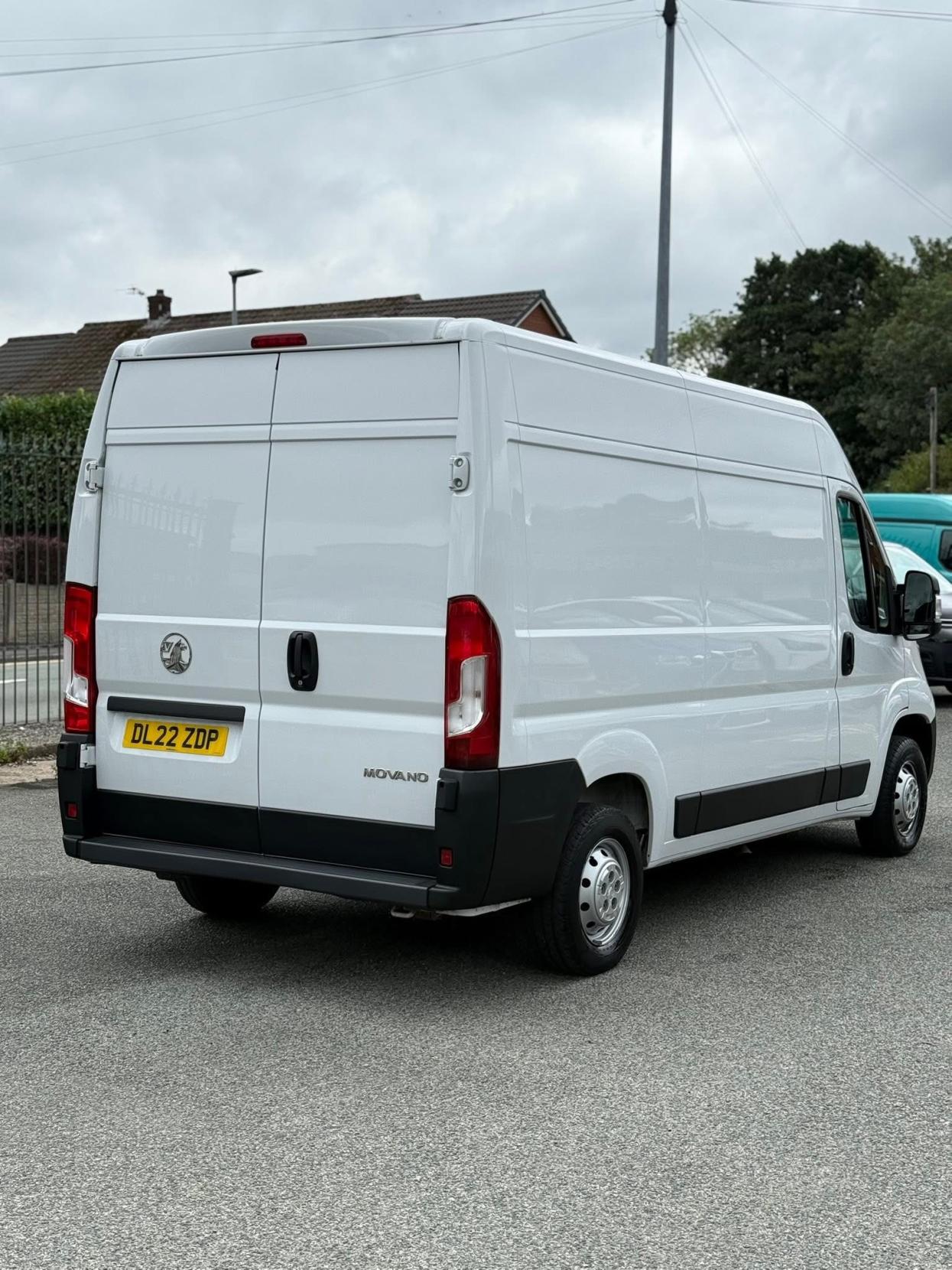 Vauxhall Movano 2.2 CDTi 3500 BiTurbo Dynamic Panel Van 5dr Diesel Manual FWD L2 H2 Euro 6 (s/s) (140 ps)