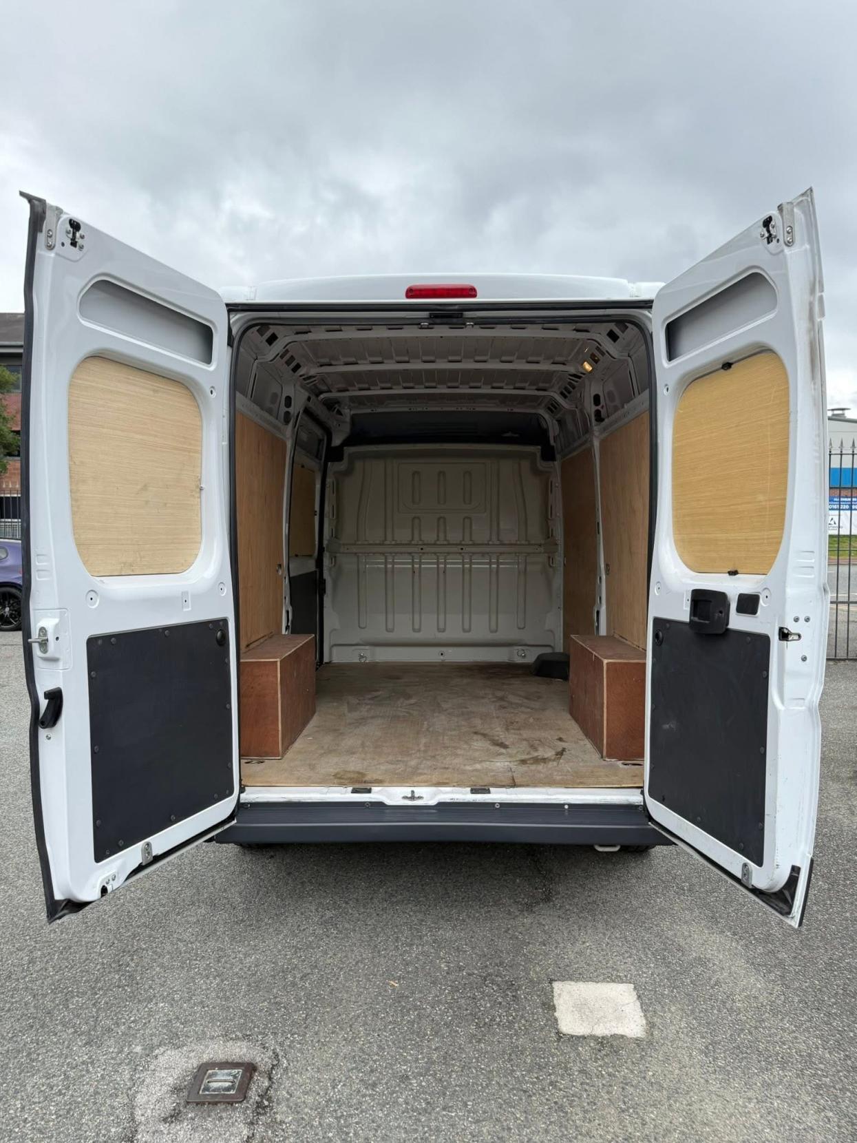 Vauxhall Movano 2.2 CDTi 3500 BiTurbo Dynamic Panel Van 5dr Diesel Manual FWD L2 H2 Euro 6 (s/s) (140 ps)