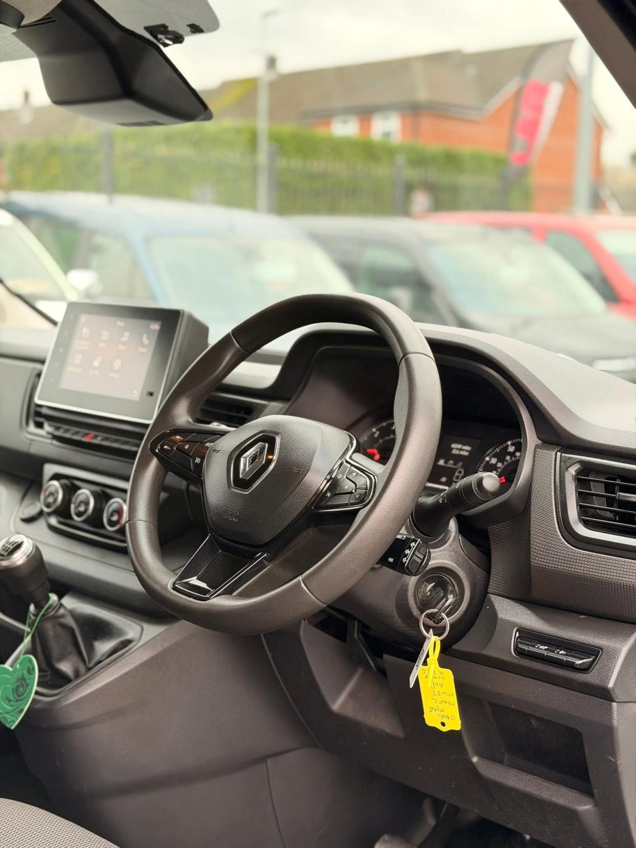 Renault Trafic 2.0 dCi Blue SL28 Business+ Panel Van 5dr Diesel Manual L1 H1 Euro 6 (s/s) (130 ps)