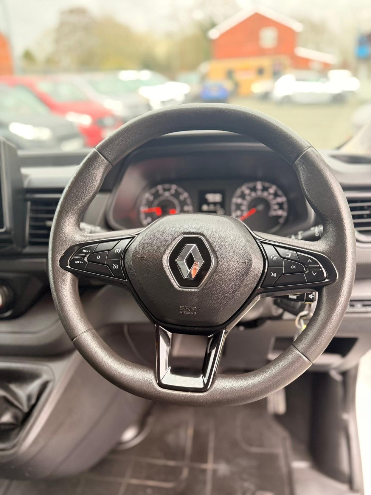 Renault Trafic 2.0 dCi Blue SL28 Business+ Panel Van 5dr Diesel Manual L1 H1 Euro 6 (s/s) (130 ps)