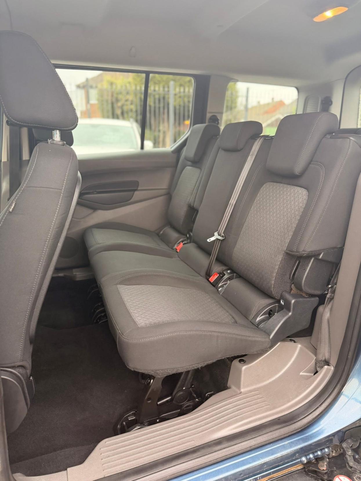 Ford Grand Tourneo Connect 1.5 EcoBlue Zetec MPV 5dr Diesel Manual Euro 6 (s/s) (120 ps)