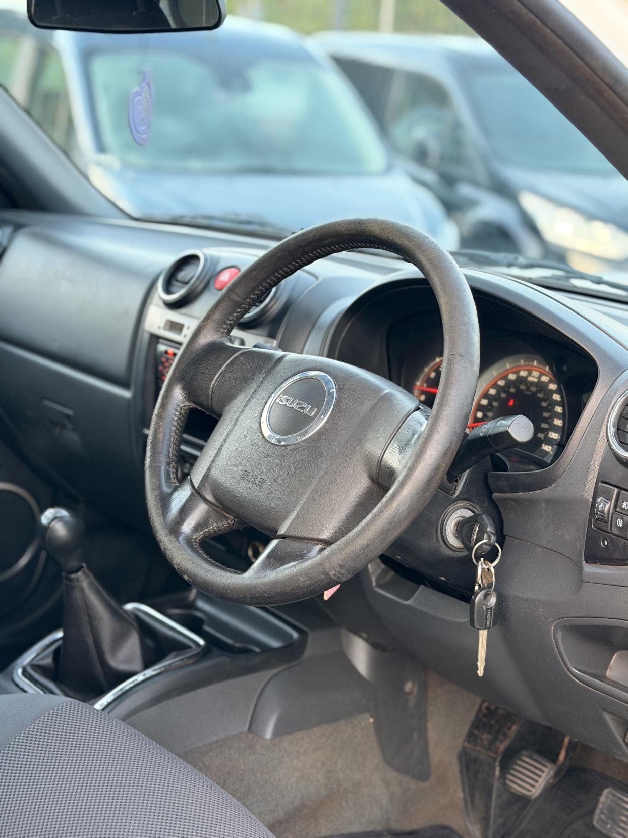 Isuzu Rodeo 2.5 TD Denver Pickup 4dr Diesel Manual 4WD (213 g/km, 134 bhp)