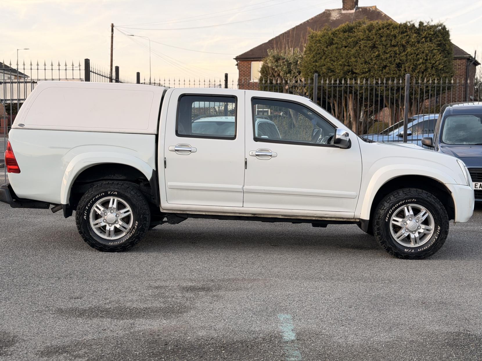 Isuzu Rodeo 2.5 TD Denver Pickup 4dr Diesel Manual 4WD (213 g/km, 134 bhp)