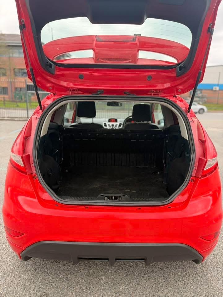 Ford Fiesta Van 1.6 TDCi Sport Panel Van 3dr Diesel Manual (110 g/km, 94 bhp)