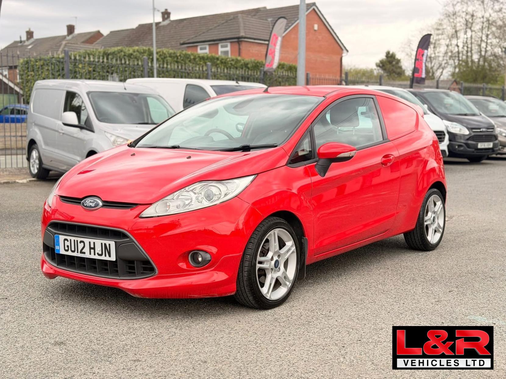 Ford Fiesta Van 1.6 TDCi Sport Panel Van 3dr Diesel Manual (110 g/km, 94 bhp)