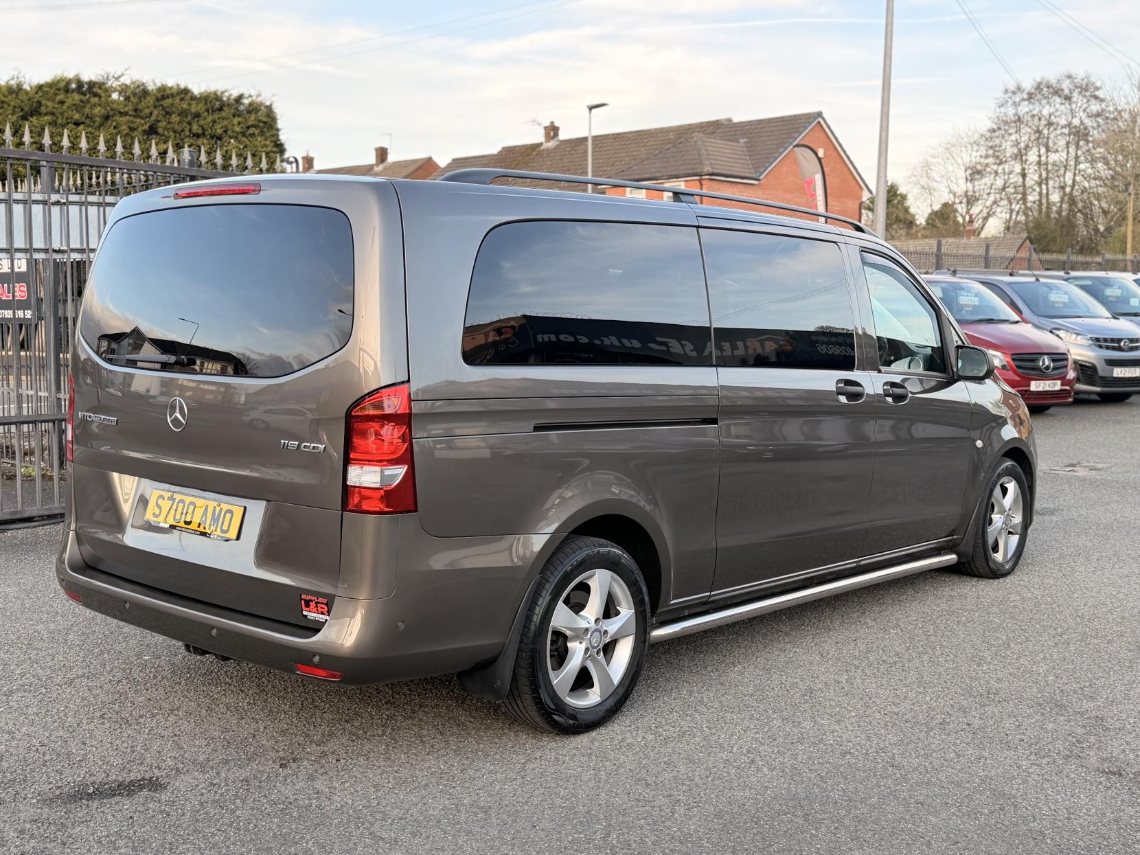 Mercedes-Benz Vito 2.1 119 CDI BlueTEC SELECT Tourer Double Cab 5dr Diesel G-Tronic+ RWD L3 Euro 6 (s/s) (XLWB) (190 ps)