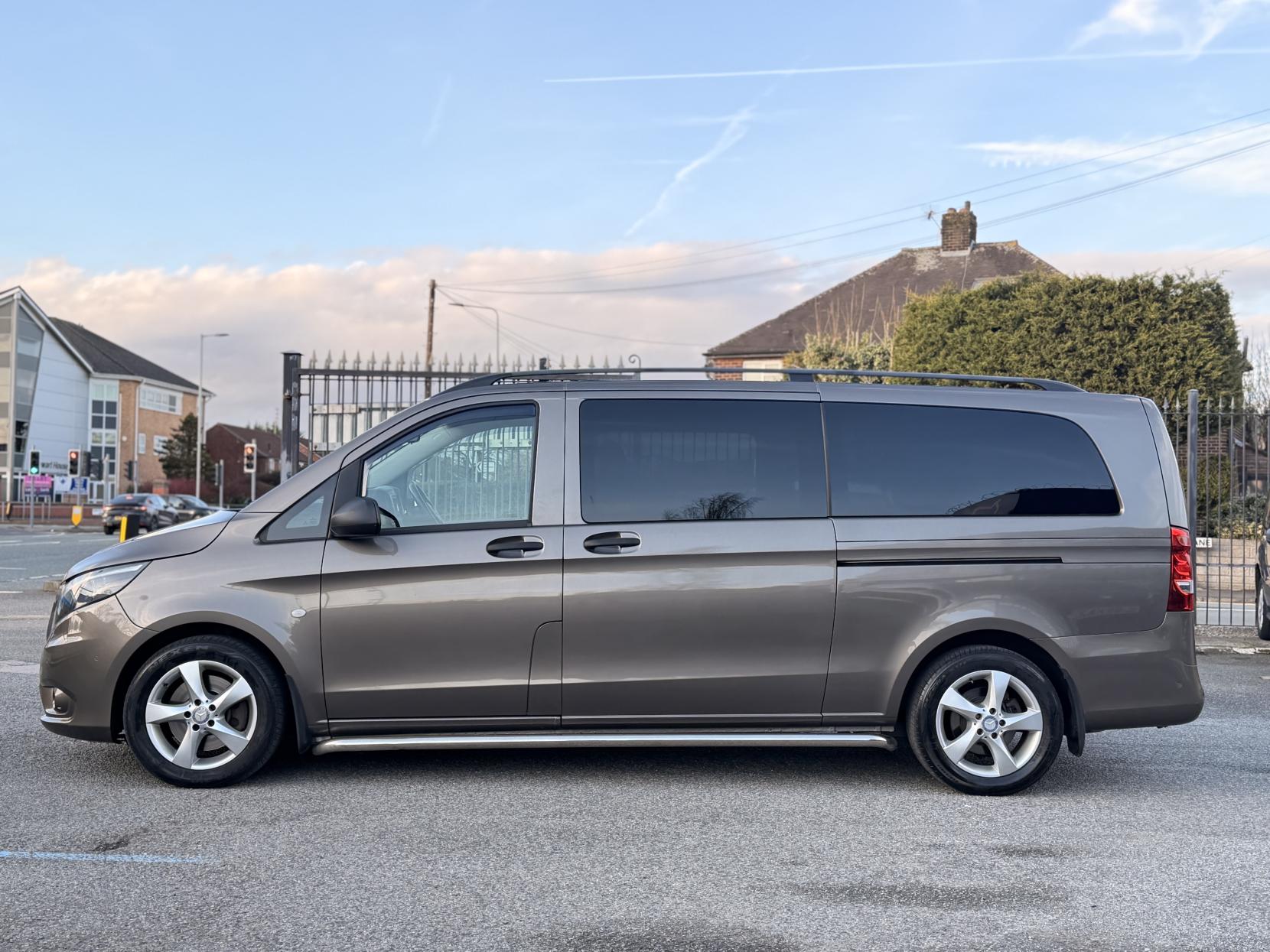 Mercedes-Benz Vito 2.1 119 CDI BlueTEC SELECT Tourer Double Cab 5dr Diesel G-Tronic+ RWD L3 Euro 6 (s/s) (XLWB) (190 ps)
