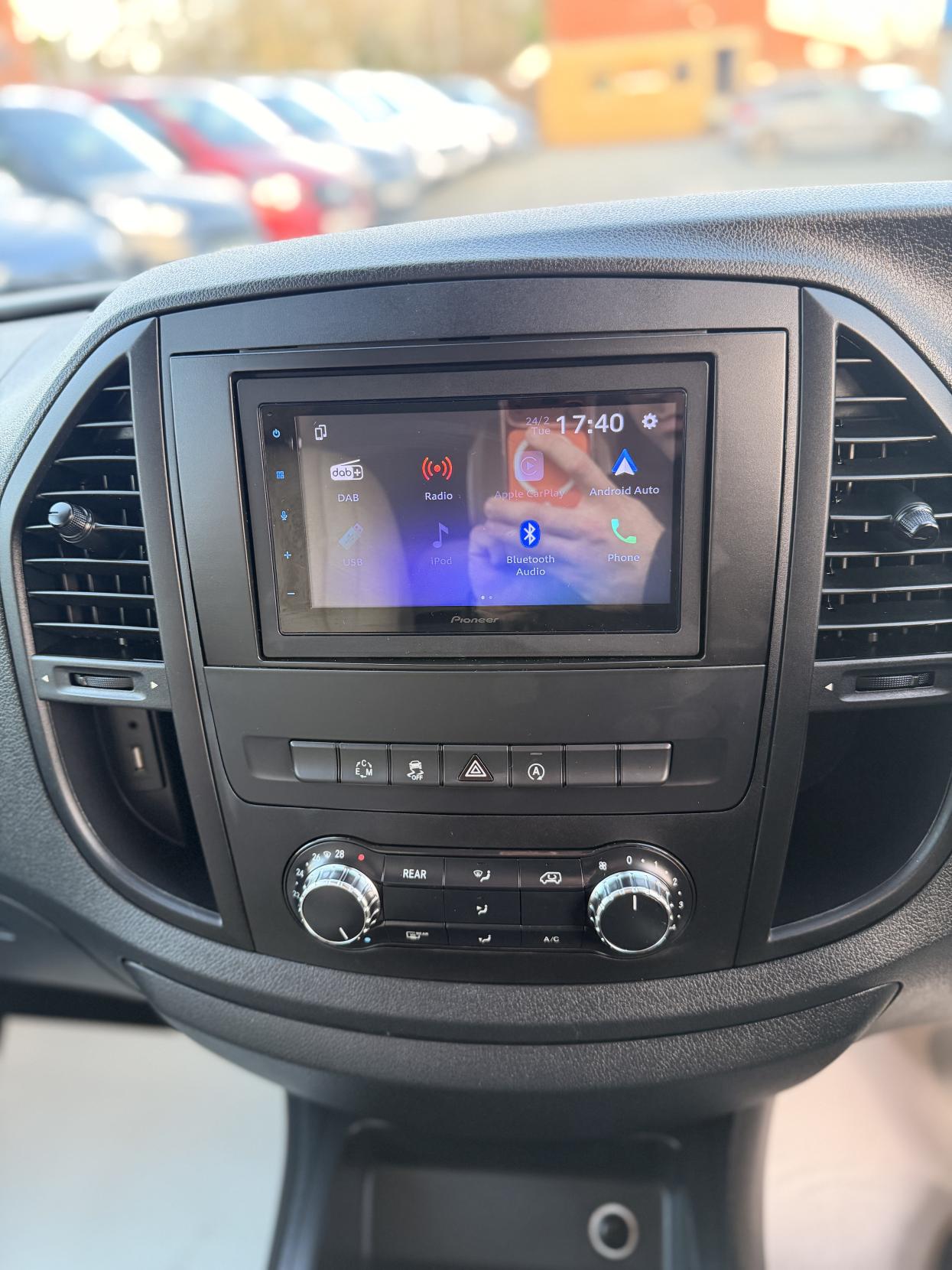 Mercedes-Benz Vito 2.1 119 CDI BlueTEC SELECT Tourer Double Cab 5dr Diesel G-Tronic+ RWD L3 Euro 6 (s/s) (XLWB) (190 ps)