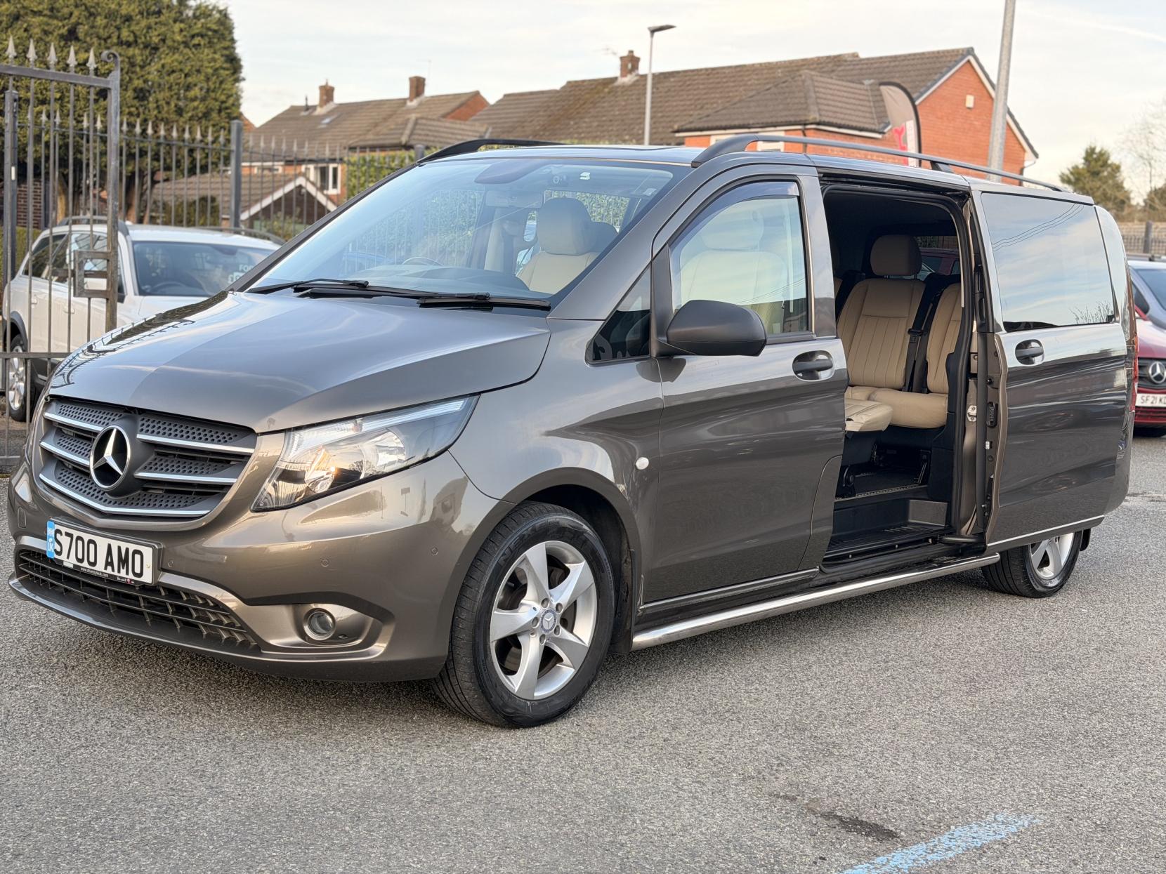 Mercedes-Benz Vito 2.1 119 CDI BlueTEC SELECT Tourer Double Cab 5dr Diesel G-Tronic+ RWD L3 Euro 6 (s/s) (XLWB) (190 ps)