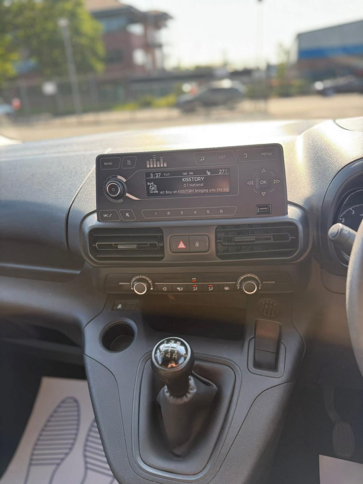 Vauxhall Combo 1.6 Turbo D 2300 Edition Panel Van 6dr Diesel Manual L2 H1 Euro 6 (s/s) (100 ps)