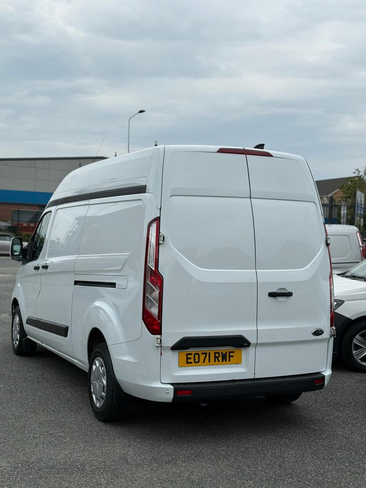 Ford Transit Custom 2.0 300 EcoBlue Trend Panel Van 5dr Diesel Manual L2 H2 Euro 6 (s/s) (105 ps)