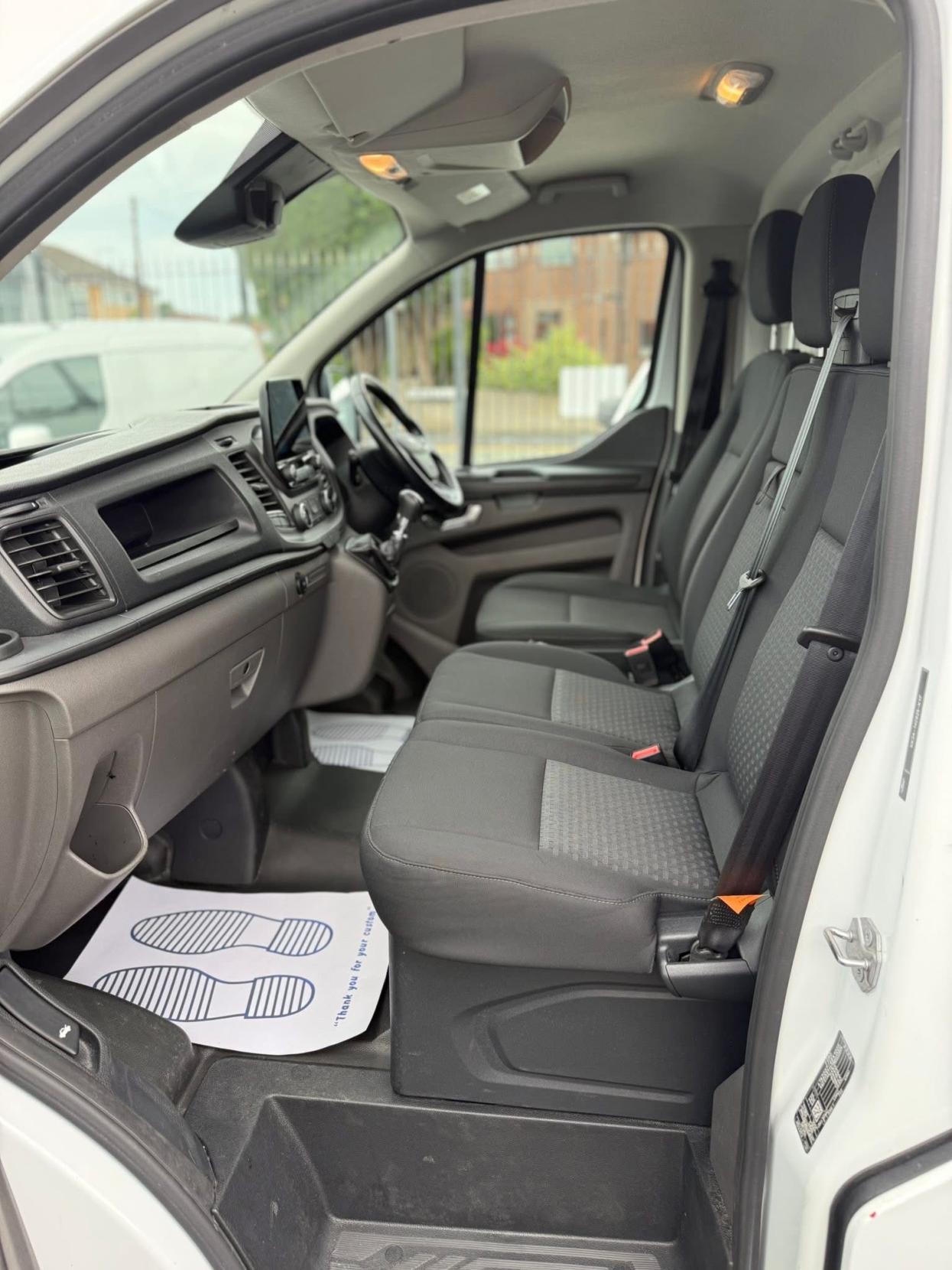 Ford Transit Custom 2.0 300 EcoBlue Trend Panel Van 5dr Diesel Manual L2 H2 Euro 6 (s/s) (105 ps)