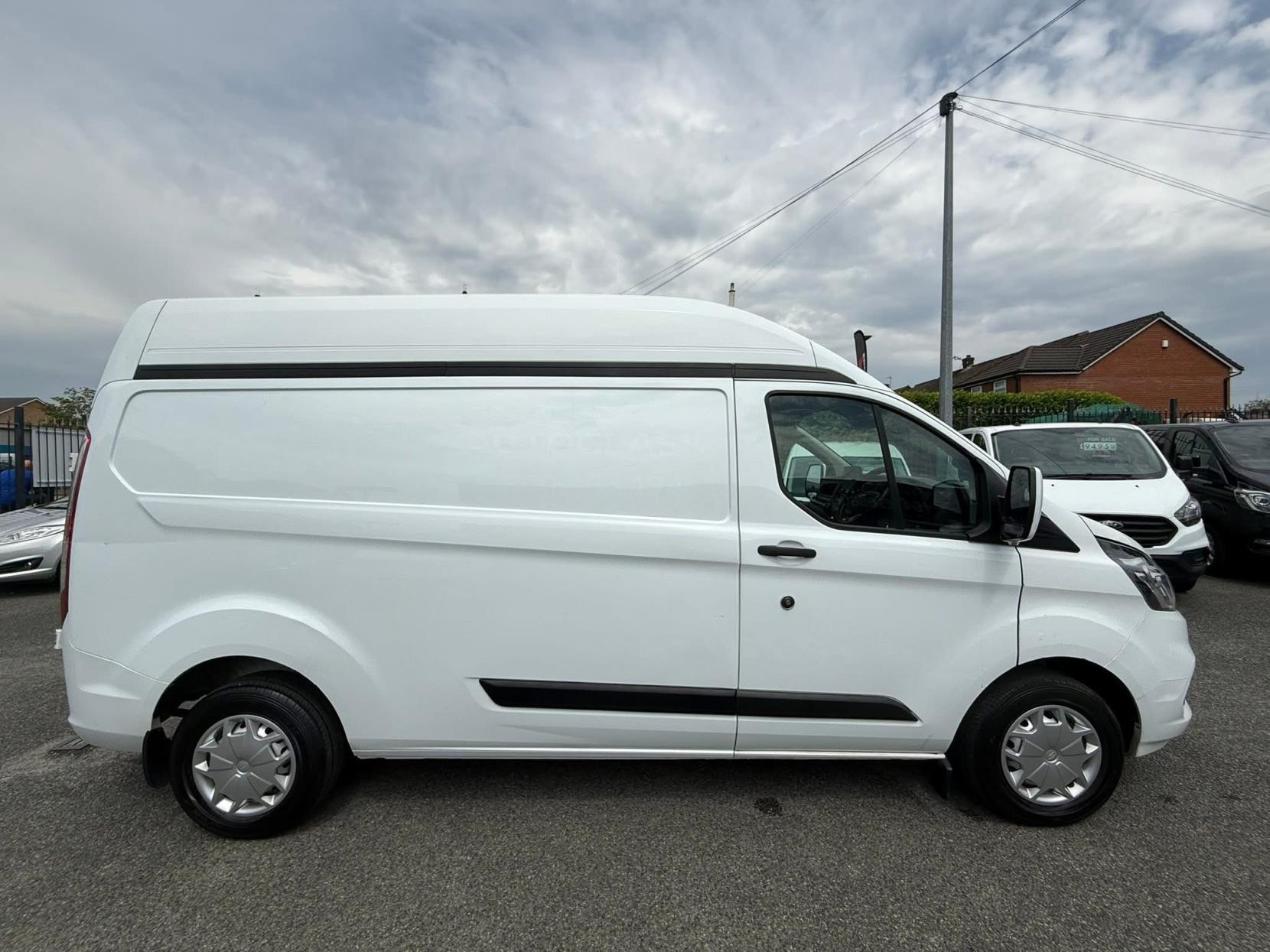 Ford Transit Custom 2.0 300 EcoBlue Trend Panel Van 5dr Diesel Manual L2 H2 Euro 6 (s/s) (105 ps)