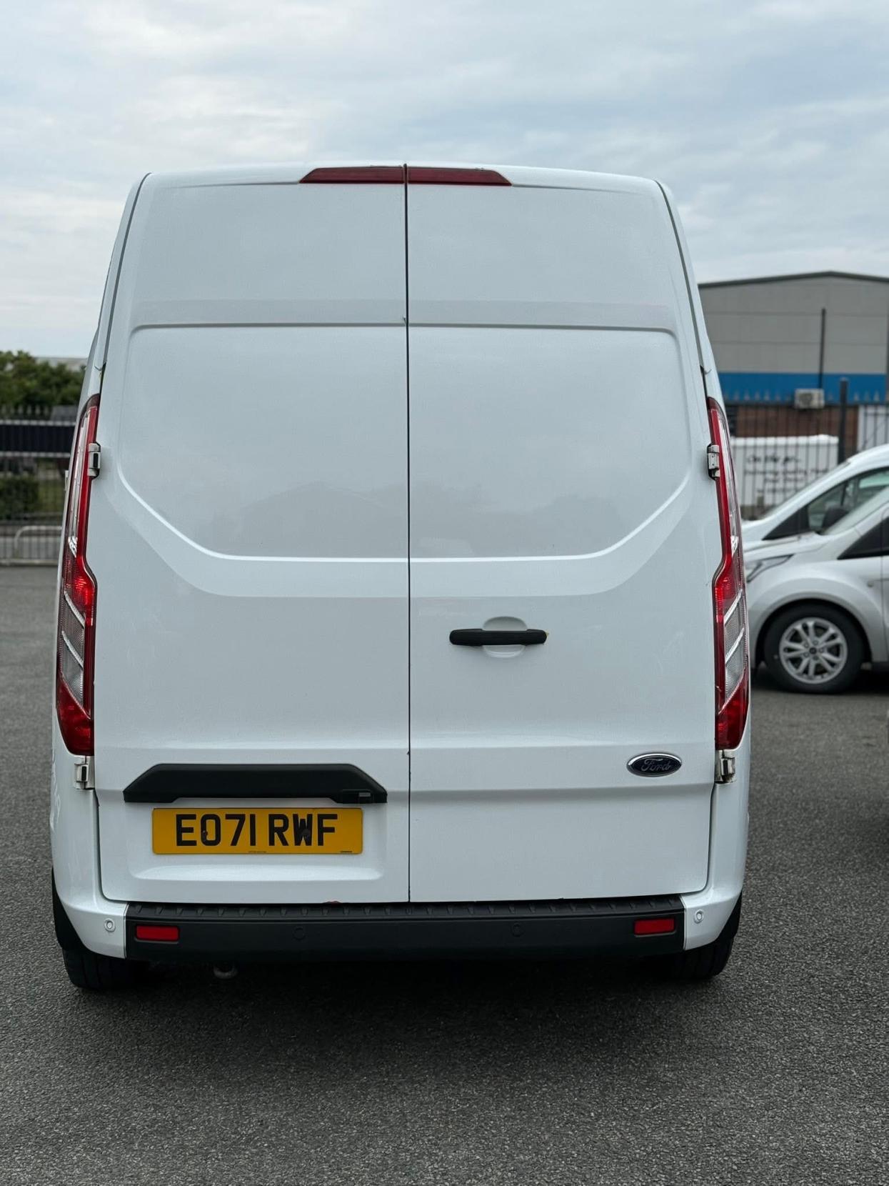 Ford Transit Custom 2.0 300 EcoBlue Trend Panel Van 5dr Diesel Manual L2 H2 Euro 6 (s/s) (105 ps)