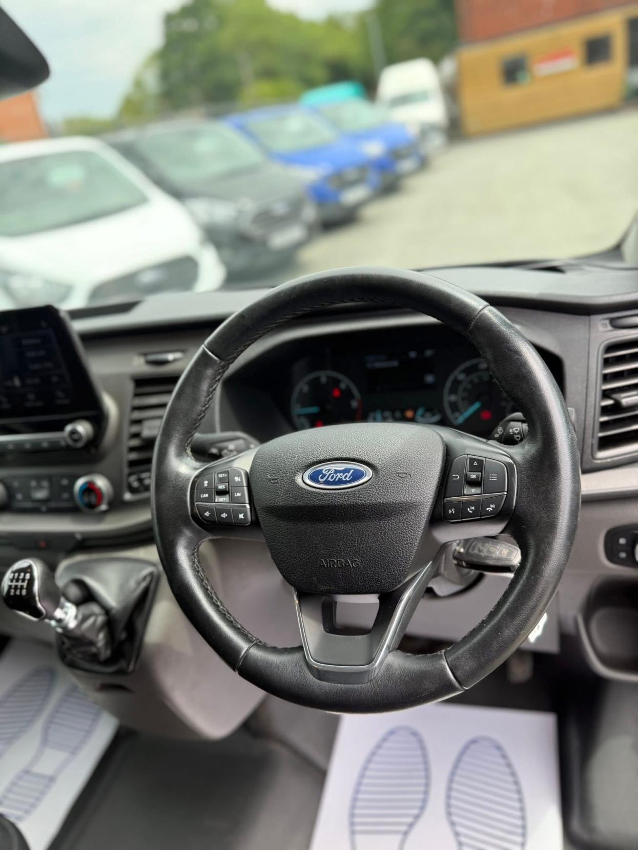 Ford Transit Custom 2.0 300 EcoBlue Trend Panel Van 5dr Diesel Manual L2 H2 Euro 6 (s/s) (105 ps)